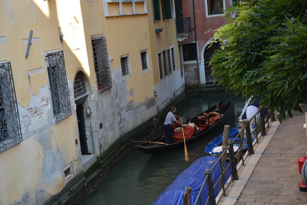 San Marco Design Suites Venise Extérieur photo
