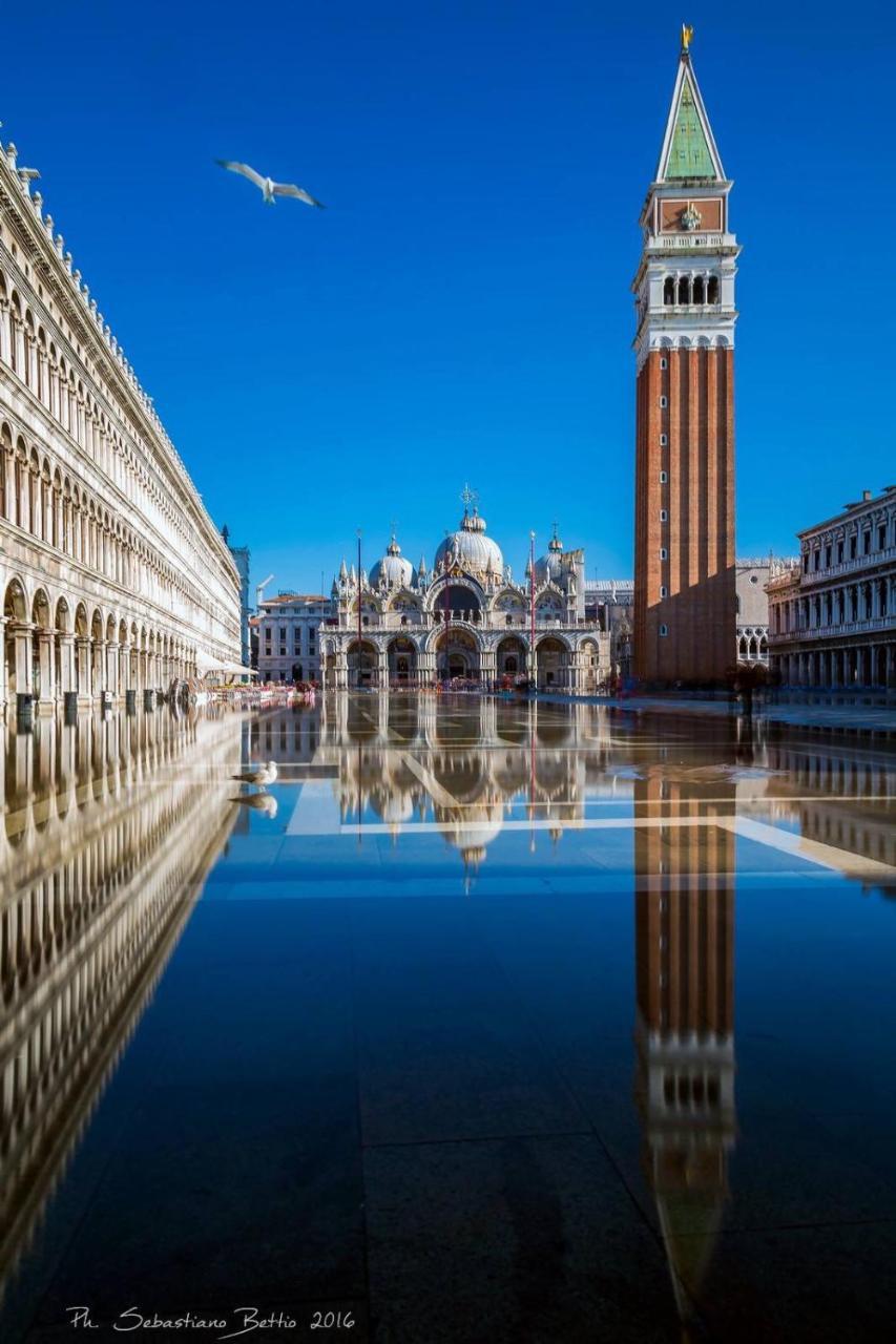 San Marco Design Suites Venise Extérieur photo